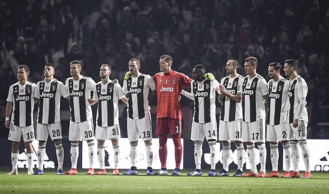  巴黎圣日耳曼领跑积分榜，姆巴佩连续五场破门  